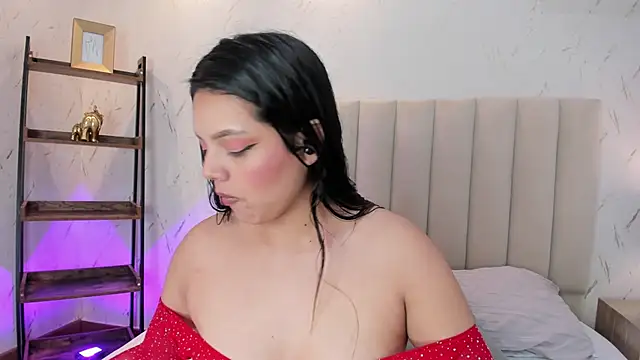 ViolettaRousee  online show from April 28, 9:42 pm