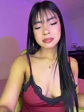 Snapshot of Chel__ chatting on April 1, 9:56 pm Chel online show from April 1, 9:56 pm