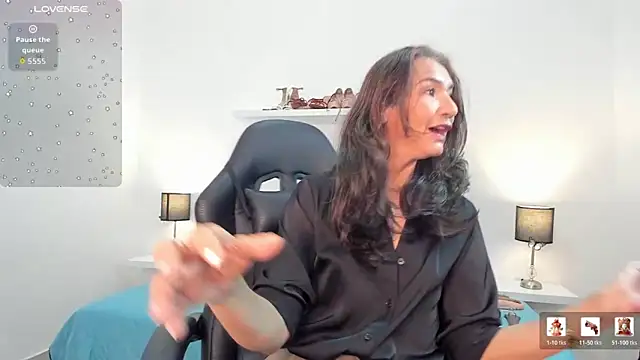 Snapshot of Emma_Mendozaa chatting on March 10, 11:37 am Emma Mendozaa online show from March 10, 11:37 am