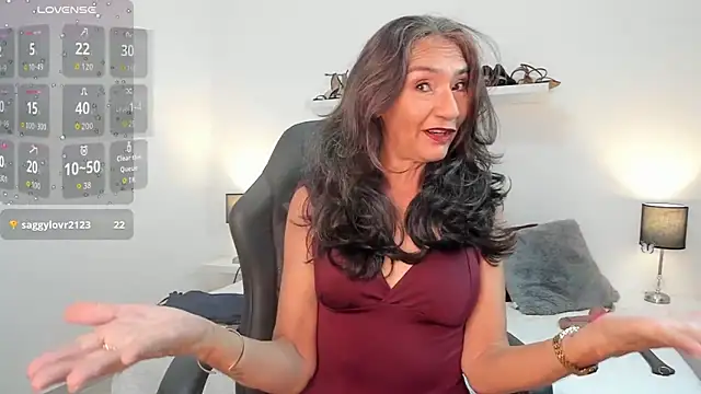 Snapshot of Emma_Mendozaa chatting on March 27, 11:43 am Emma Mendozaa online show from March 27, 11:43 am