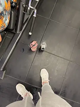 Snapshot of honey_luminair chatting on January 31, 7:11 pm honey luminair online show from January 31, 7:11 pm