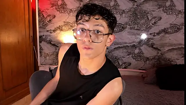 Snapshot of Christopher_Hunter chatting on February 27, 7:25 pm Christopher Hunter online show from February 27, 7:25 pm