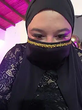 Snapshot of basima_haik chatting on July 5, 3:13 am basima haik online show from July 5, 3:13 am