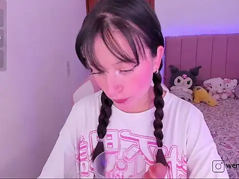 wenn  online show from March 20, 1:43 am