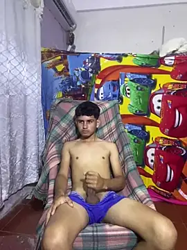 Snapshot of Muratnava chatting on February 3, 4:23 pm Muratnava online show from February 3, 4:23 pm