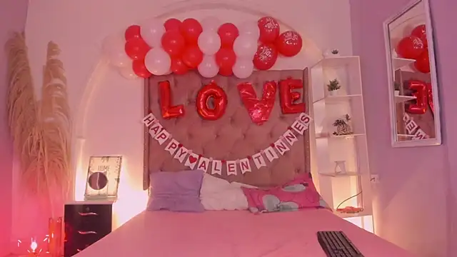 Lia Passion online show from February 17, 7:53 pm