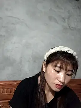 Cryyly online show from January 31, 11:36 pm