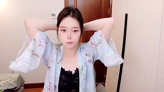 onnina online show from April 2, 1:20 pm