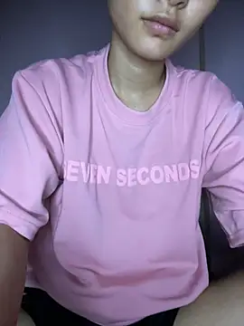 Snapshot of siting00 chatting on April 10, 2:06 am siting00 online show from April 10, 2:06 am