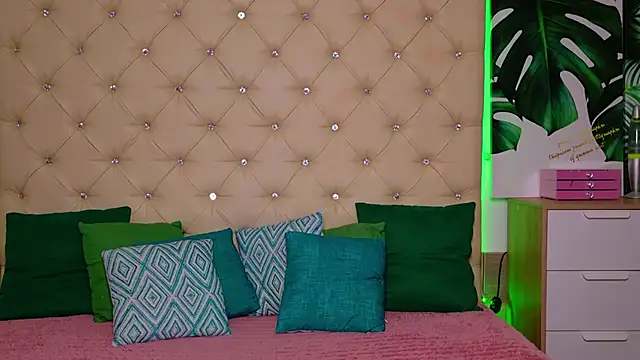 AwaMax online show from March 26, 5:35 am