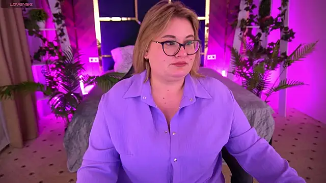 Elise Ryen online show from February 4, 8:20 am