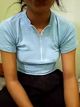 Snapshot of Dreem_love chatting on April 3, 7:39 am Dreem love online show from April 3, 7:39 am