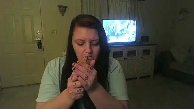 Rosegold2431 online show from February 3, 8:30 am