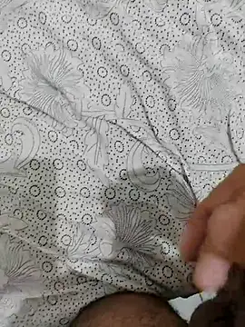 putopau15 online show from March 2, 5:08 am