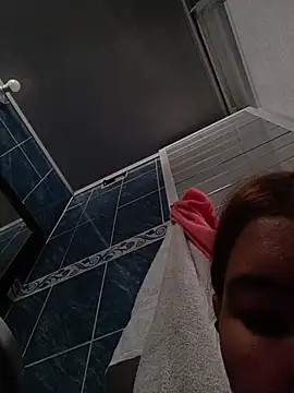 maddie-sar online show from March 7, 5:10 pm