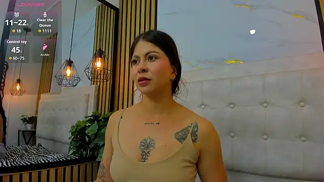 Scarlet Rosexx online show from March 19, 3:10 am