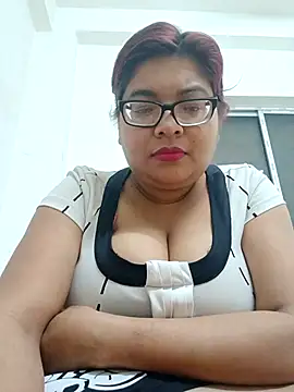 Elie Hallway online show from February 16, 6:48 pm