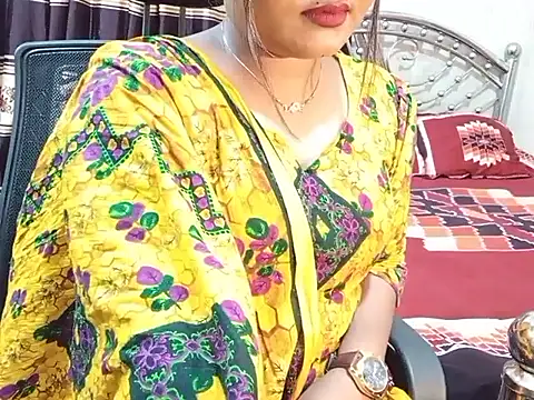 Snapshot of Nusrat_Faria chatting on June 20, 9:17 pm Nusrat Faria online show from June 20, 9:17 pm
