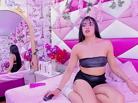 Aysha Love  online show from February 6, 2:27 am