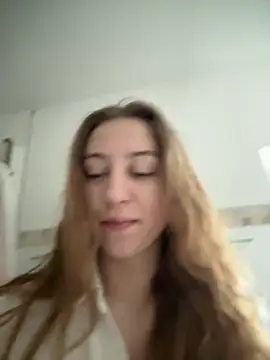 romyxxs online show from February 2, 8:13 am