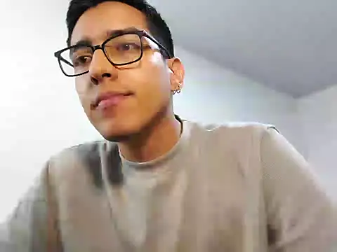 Snapshot of NickFin chatting on March 3, 1:01 am NickFin online show from March 3, 1:01 am