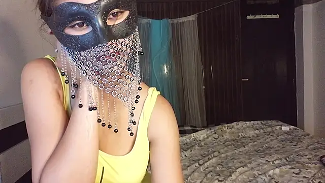 Alina Teen online show from May 11, 2:45 pm