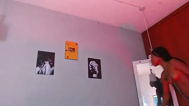 Snapshot of arianna_rossi11 chatting on March 4, 12:22 pm arianna rossi11 online show from March 4, 12:22 pm