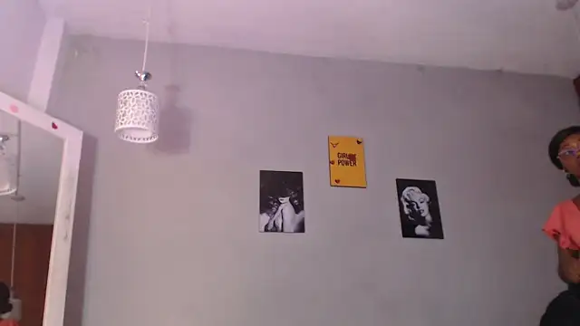 Snapshot of arianna_rossi11 chatting on March 31, 1:11 pm arianna rossi11 online show from March 31, 1:11 pm