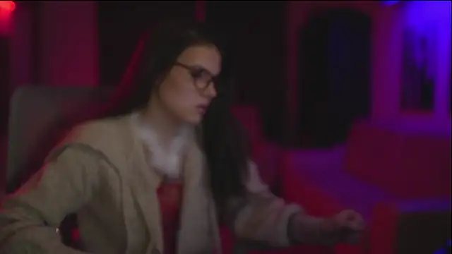 Snapshot of kiara_danger chatting on February 7, 5:11 am kiara danger online show from February 7, 5:11 am