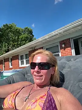 Snapshot of FireAfterDark chatting on June 19, 8:45 pm FireAfterDark online show from June 19, 8:45 pm