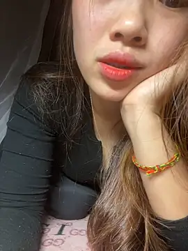 Snapshot of Mary_006 chatting on March 15, 11:00 pm Mary 006 online show from March 15, 11:00 pm