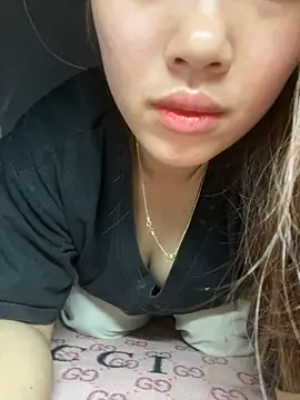 Snapshot of Mary_006 chatting on March 17, 11:19 pm Mary 006 online show from March 17, 11:19 pm