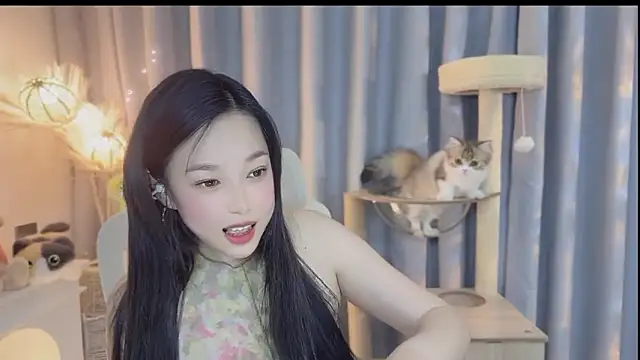 Snapshot of Yumi_yuni chatting on April 27, 2:04 pm Yumi yuni online show from April 27, 2:04 pm