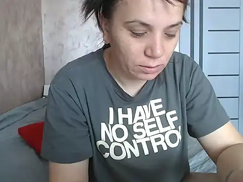 LorraGrey online show from May 15, 5:47 am