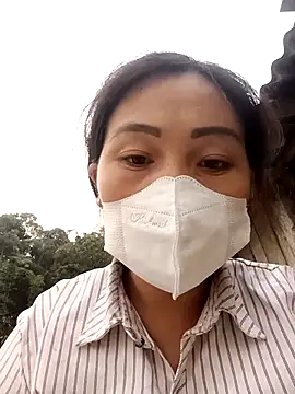 hot-luna- online show from March 29, 10:59 am