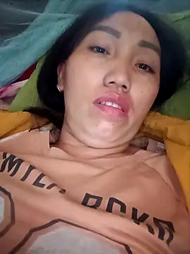 hot-luna- online show from May 12, 8:44 am