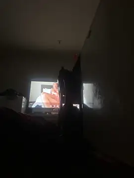 Snapshot of GuyingElixir chatting on February 10, 6:28 am GuyingElixir online show from February 10, 6:28 am