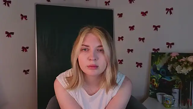 AlbaPolitte online show from February 11, 1:10 am