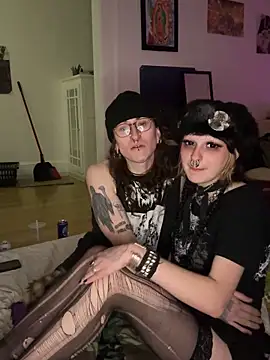 crucifixscurse online show from February 11, 2:05 am