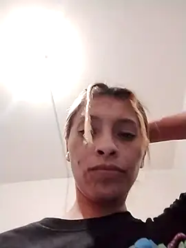 amairany27 online show from March 23, 10:30 am