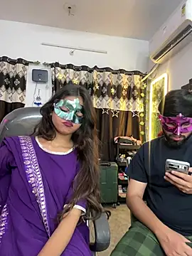 pooja sexy79 online show from June 5, 8:03 pm
