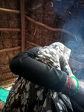 Hotty raghni online show from February 16, 3:13 am