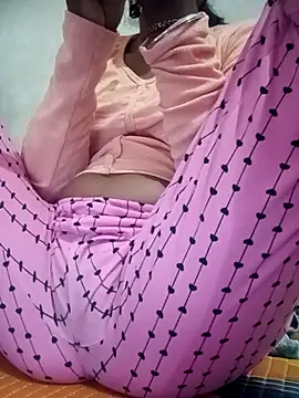 Snapshot of reet_sen03 chatting on February 16, 11:17 am reet sen03 online show from February 16, 11:17 am