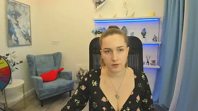 CaseyTerini online show from April 28, 11:26 am