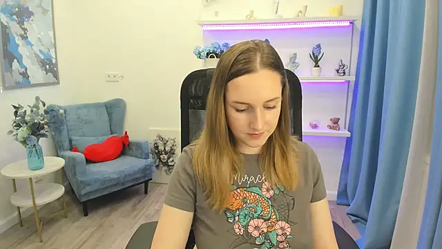 CaseyTerini online show from May 21, 4:08 am