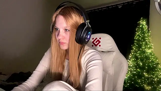 axin burnell online show from February 7, 5:16 pm