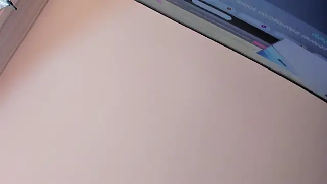 Snapshot of kendall_hernandez chatting on March 19, 2:32 pm kendall hernandez online show from March 19, 2:32 pm