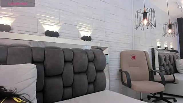 Snapshot of kylie_ward chatting on March 14, 4:29 am kylie ward online show from March 14, 4:29 am