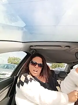 pulpeuse64 online show from April 3, 12:36 pm