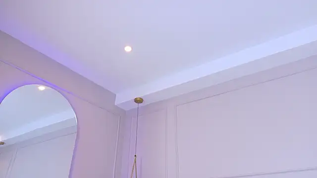 JosselynBrown online show from March 12, 11:38 am